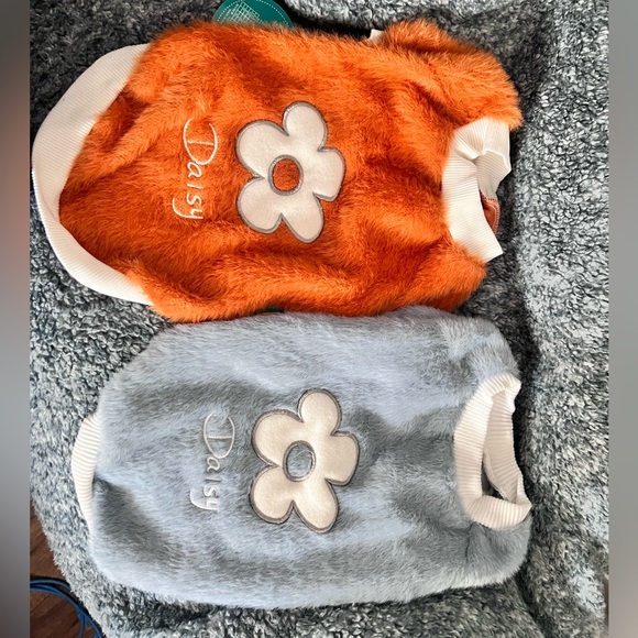 🌟NWT! Petcircle Daisy Fuzzy Dog Sweater! - Picture 1 of 9